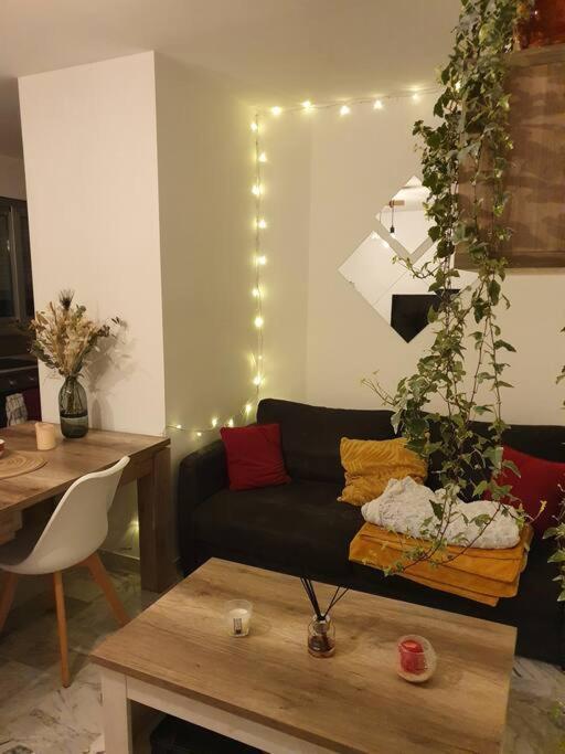Apartmán Beau 2 Pieces,Terrasse, Parking Menton Centre Exteriér fotografie